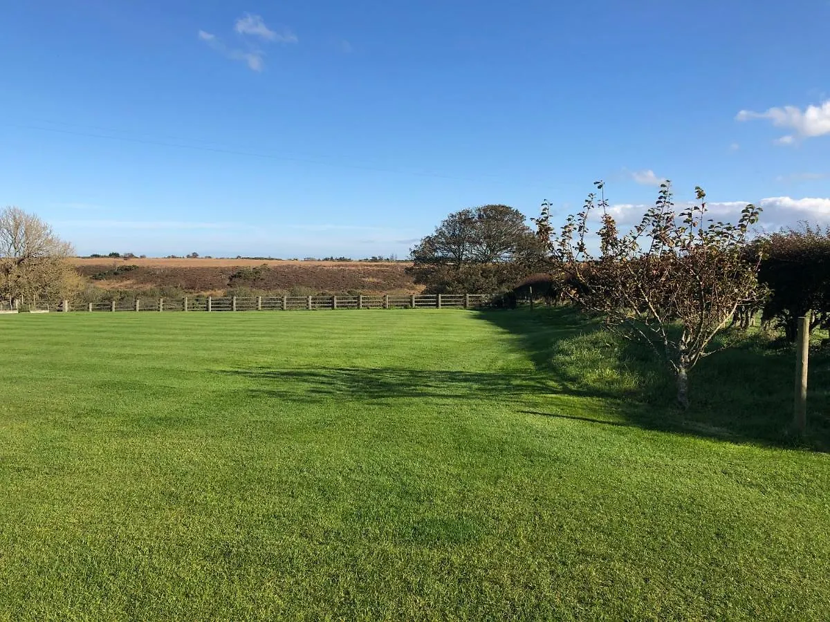 Folly Hall Farm 惠特比