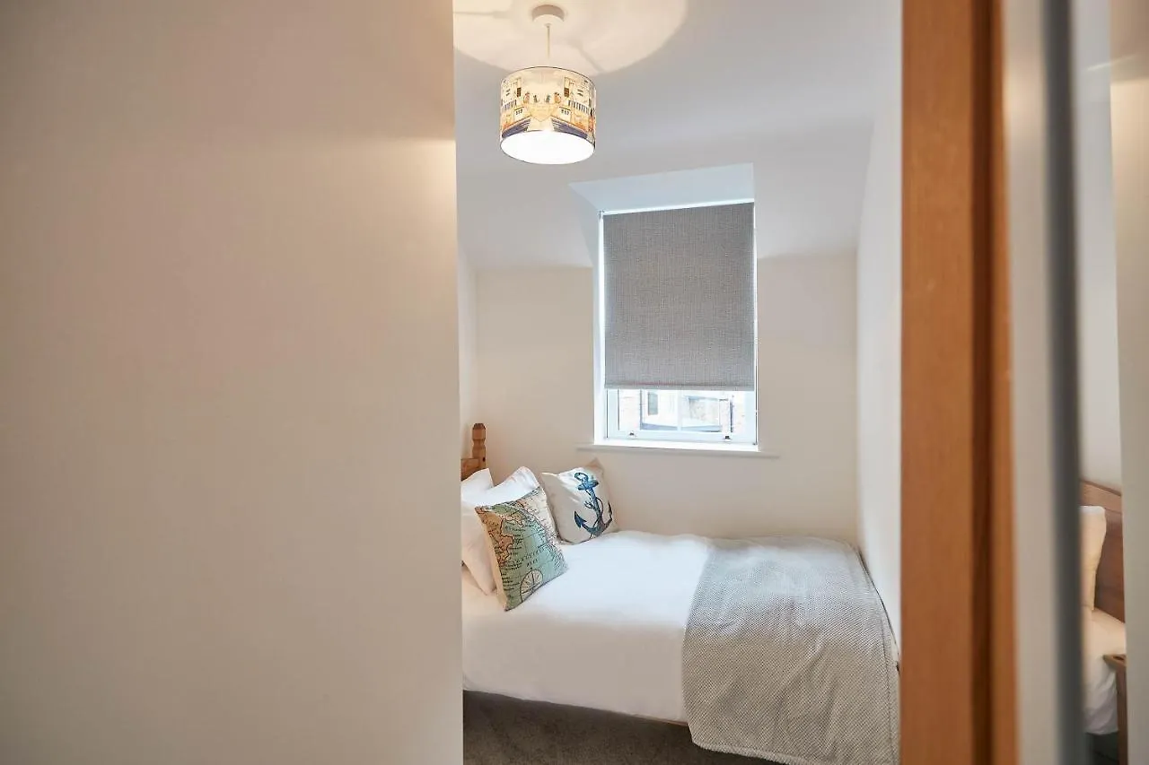 Host & - No 5 Hoggarths Yard 度假居 *