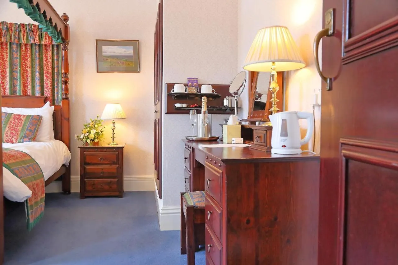 Hotel Saxonville Whitby