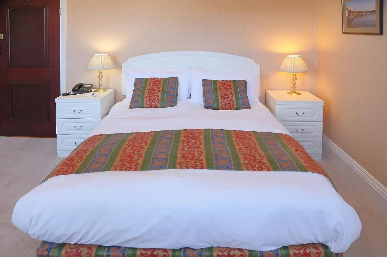 Hotel Saxonville