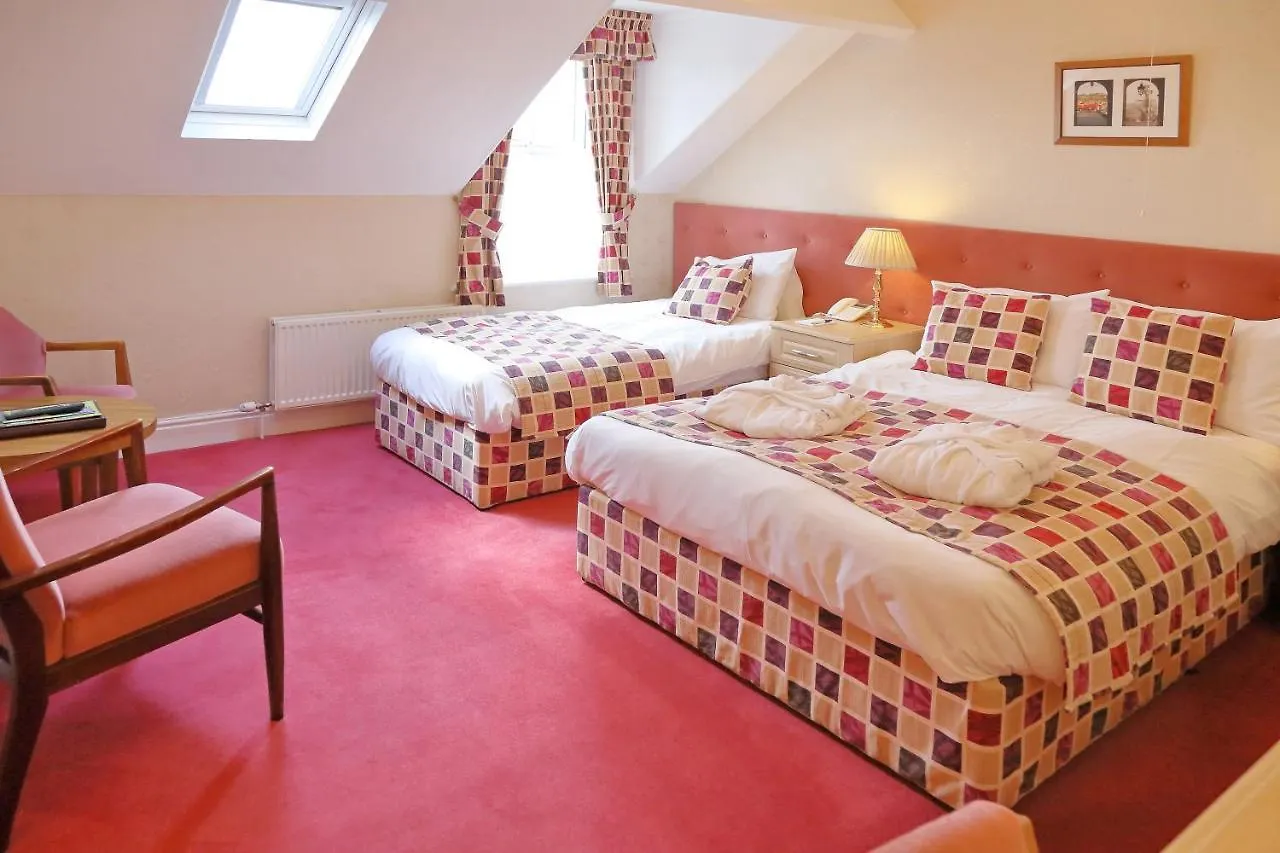 Saxonville Hotel 3*