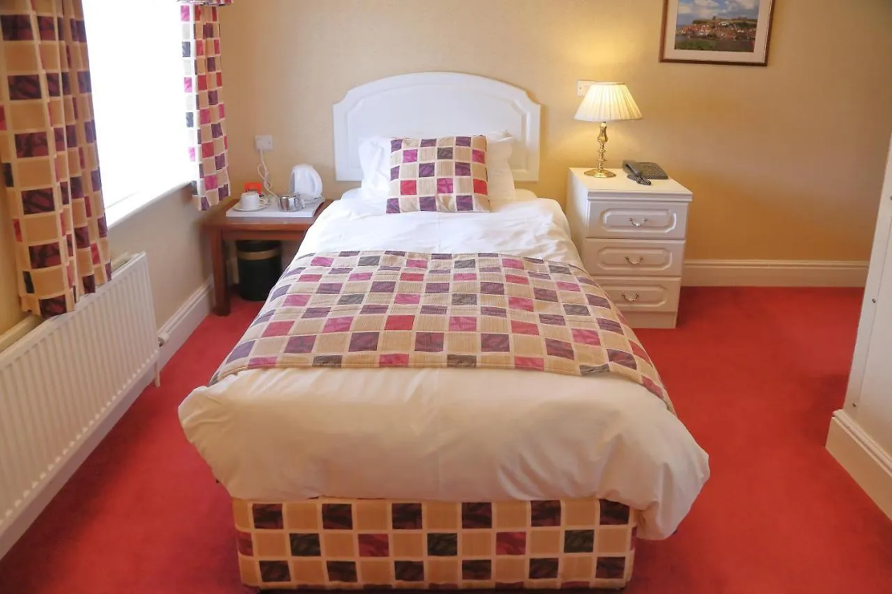 Hotel Saxonville 3*