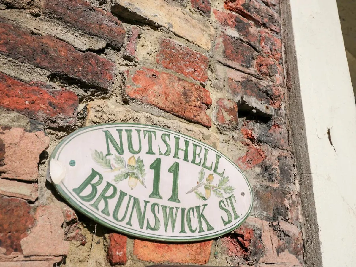 Nutshell Apartment