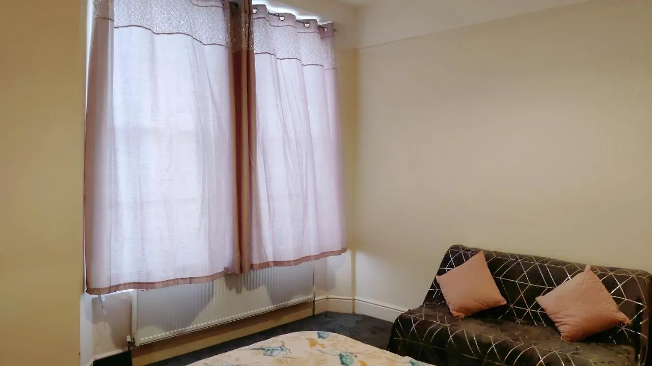 Full Nature Views Dancinglivingroom French Flat