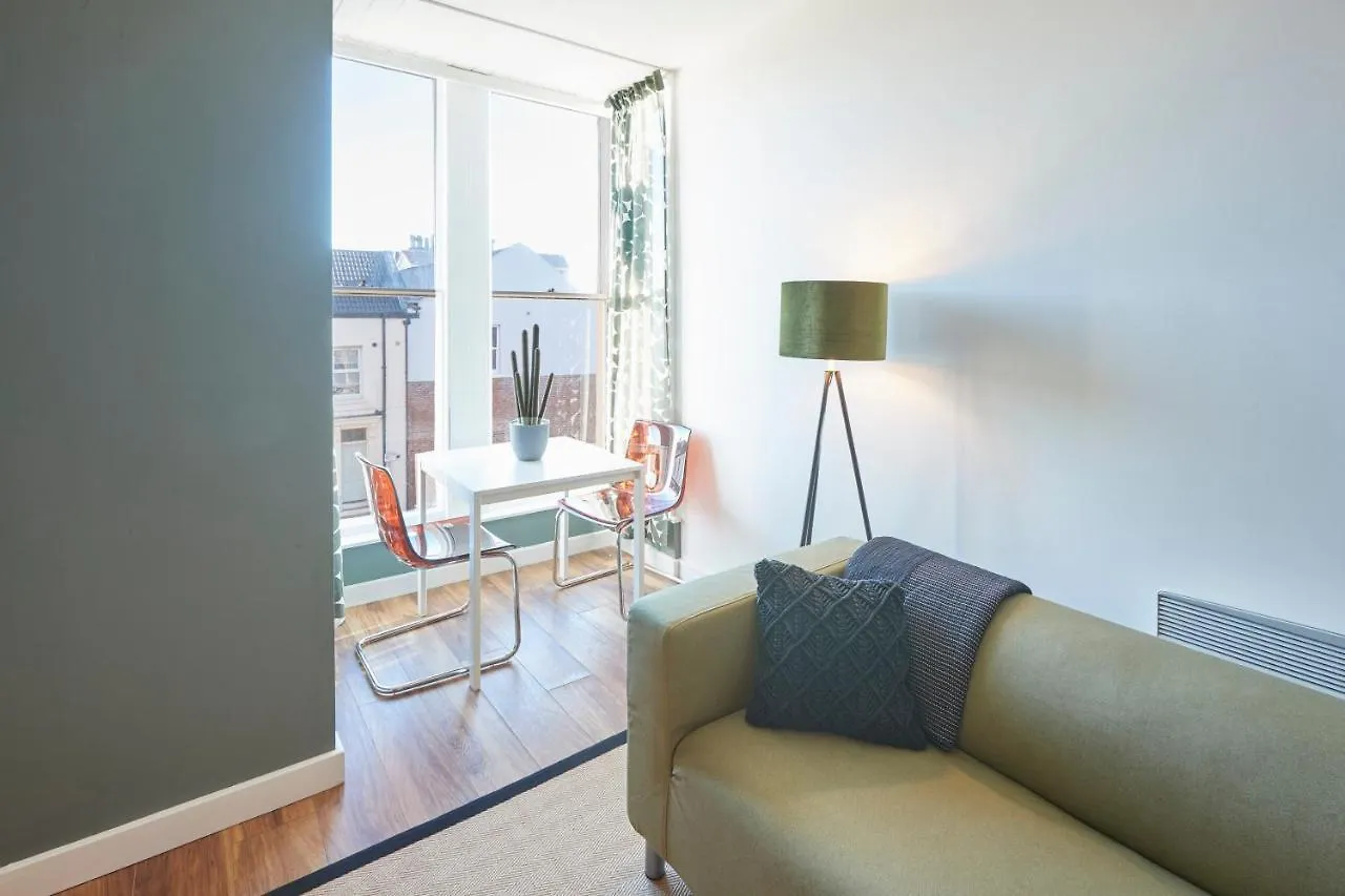 Apartment Host & - Abbey Nest *