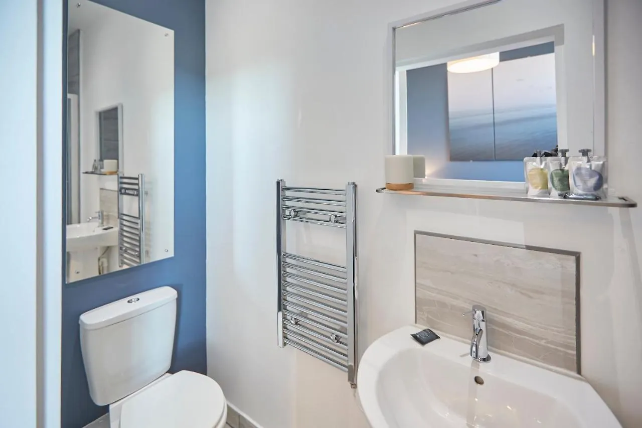 Host & - Abbey Nest Apartment