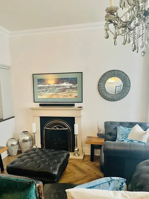 Whitehall, Thomas Turnbull Flat 3 Beautiful In Georgian House Apartament