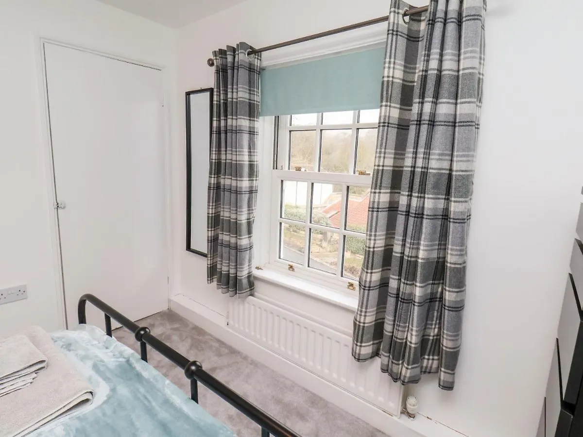 Braeside * Whitby