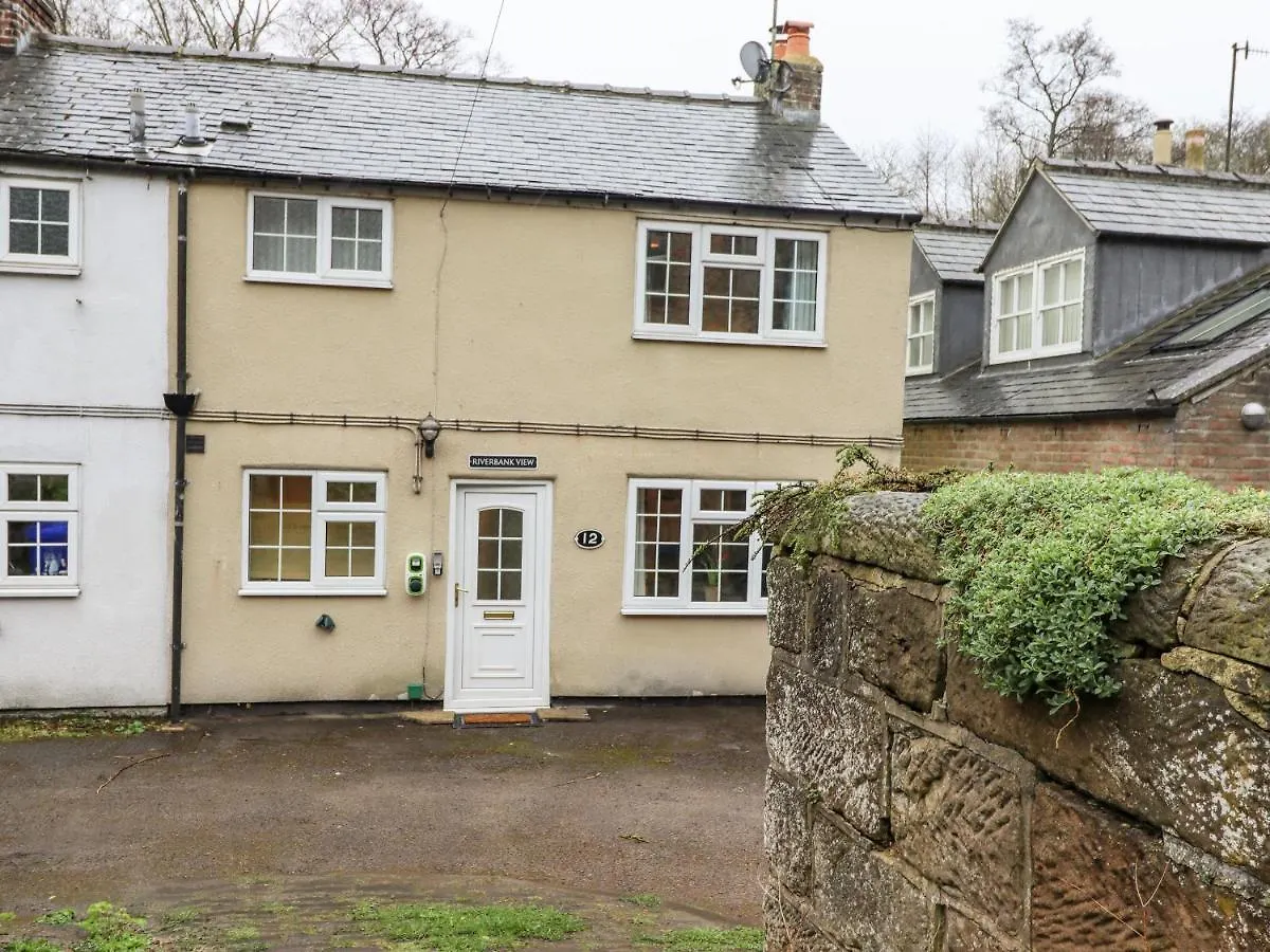 Riverbank View Holiday home