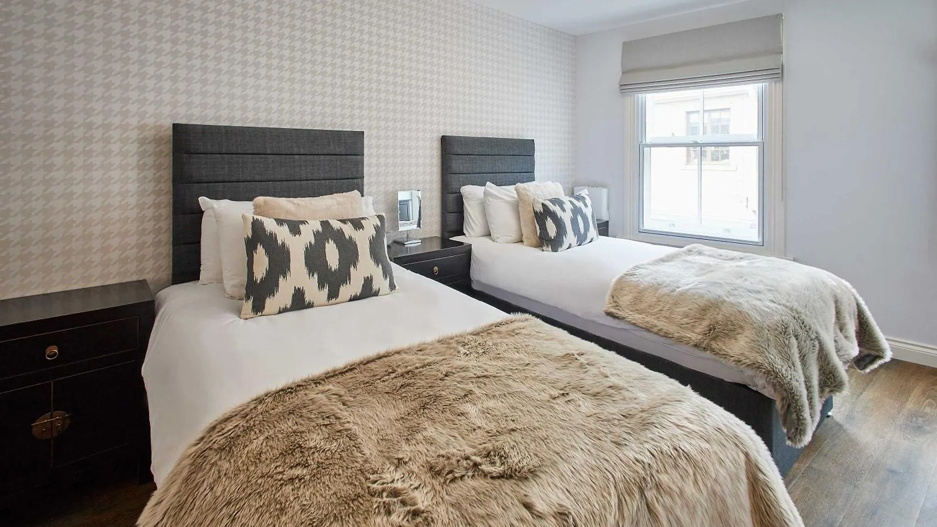 Apartment Host & - Baxtergate Whitby
