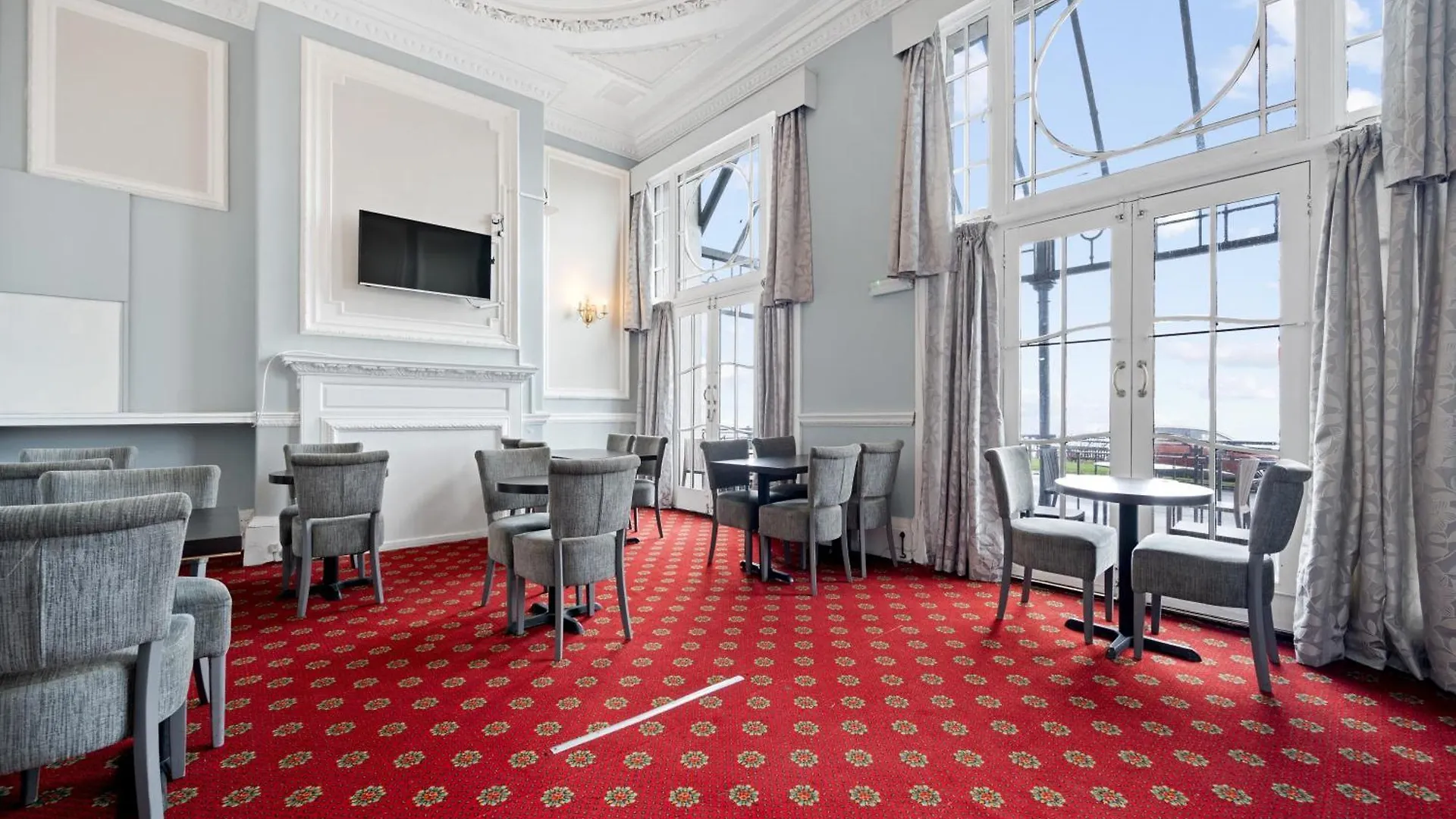 Hotel Royal