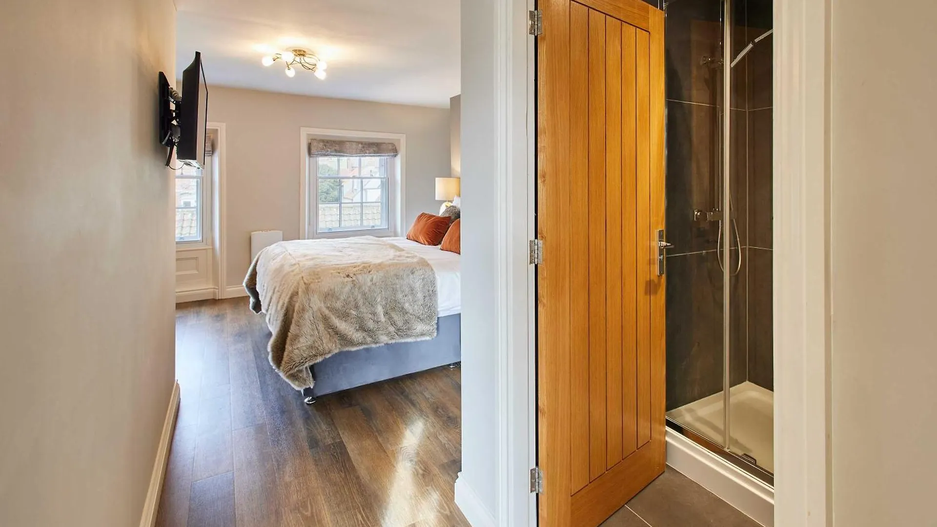 Host & - Baxtergate Apartment *