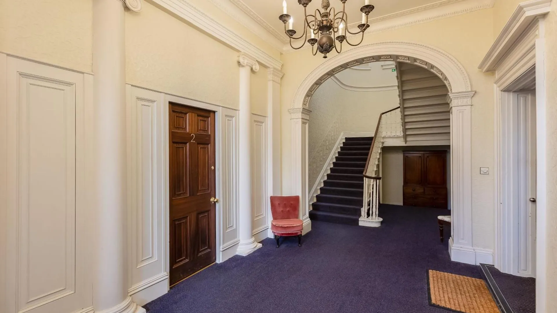 Mariners Hall - Elegant Close To Town Centre Holiday home Whitby
