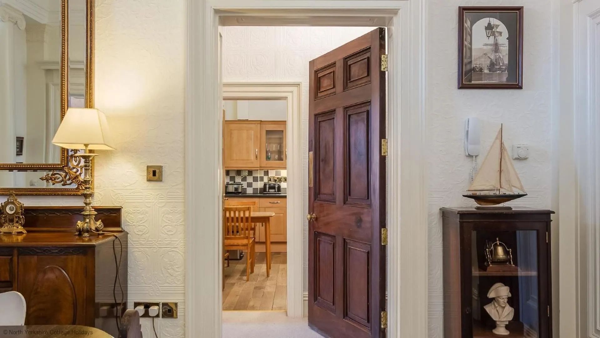 Holiday home Mariners Hall - Elegant Close To Town Centre Whitby