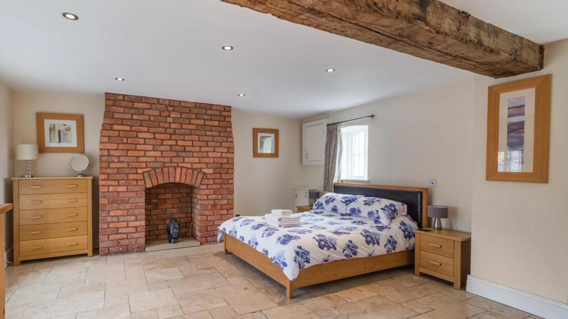 The Byre * Whitby