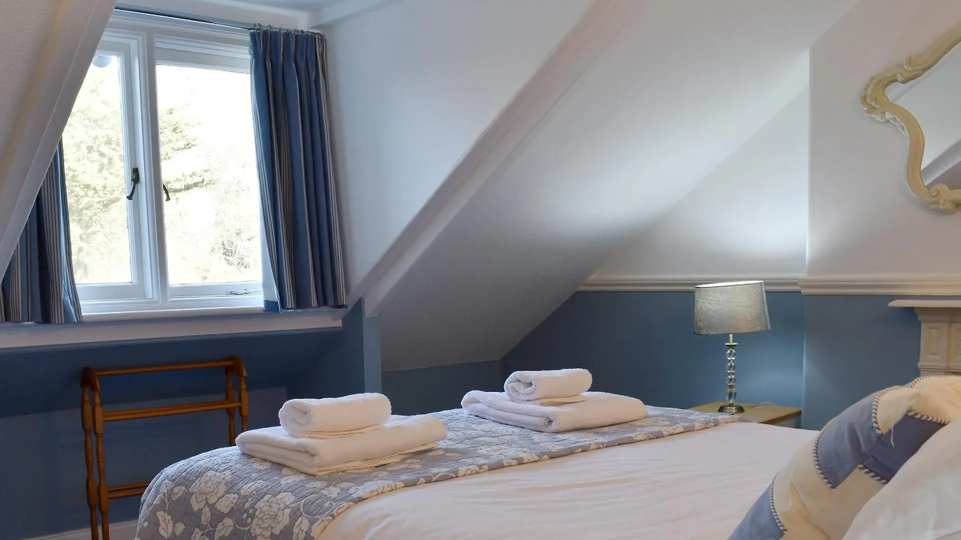 Laburnum House Holiday home *