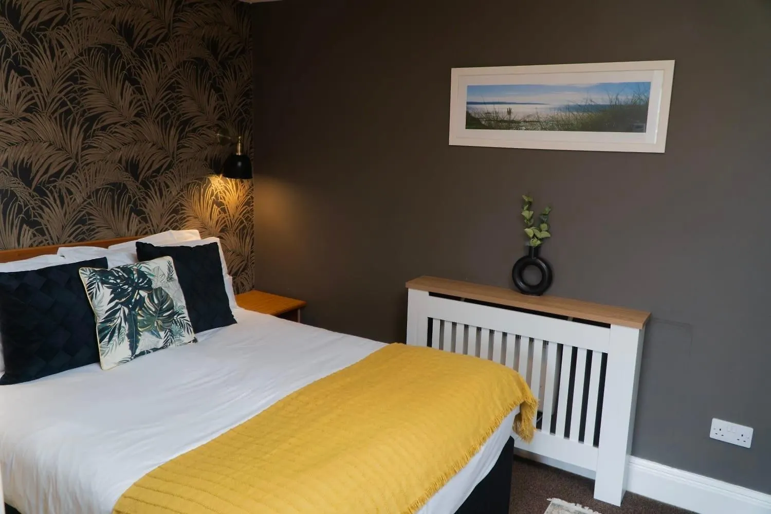 The White House Inn - Whitby Уитби