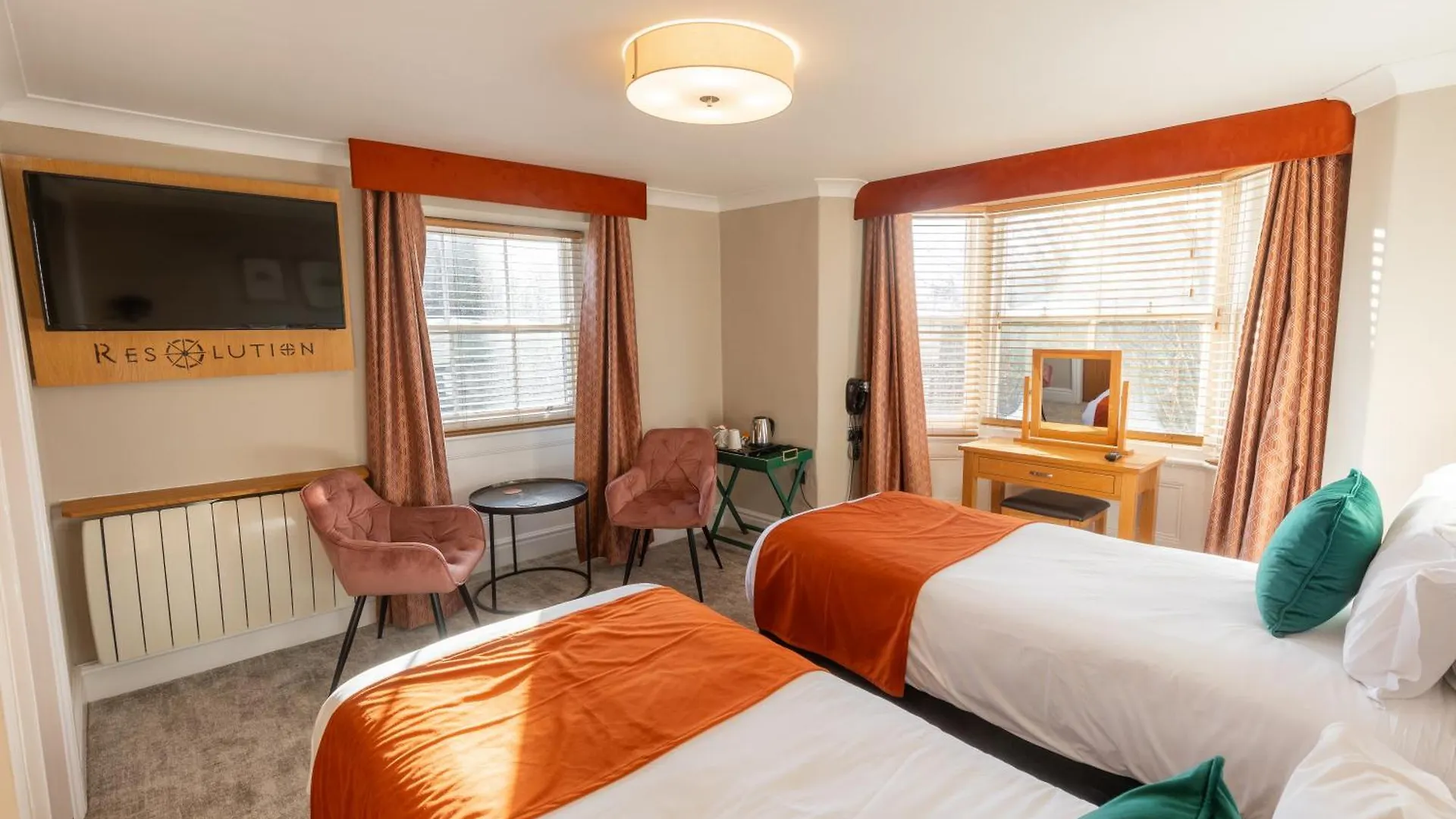 Hotel The Resolution