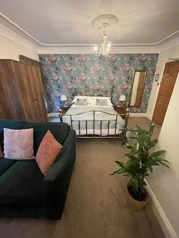 Πανσιόν The Florence 4*