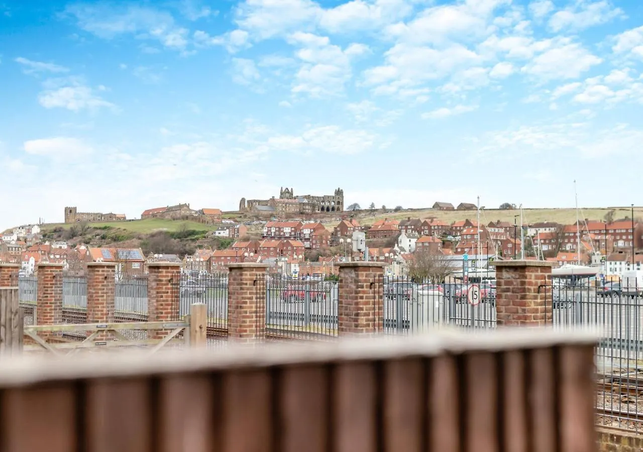 Hudson Whitby