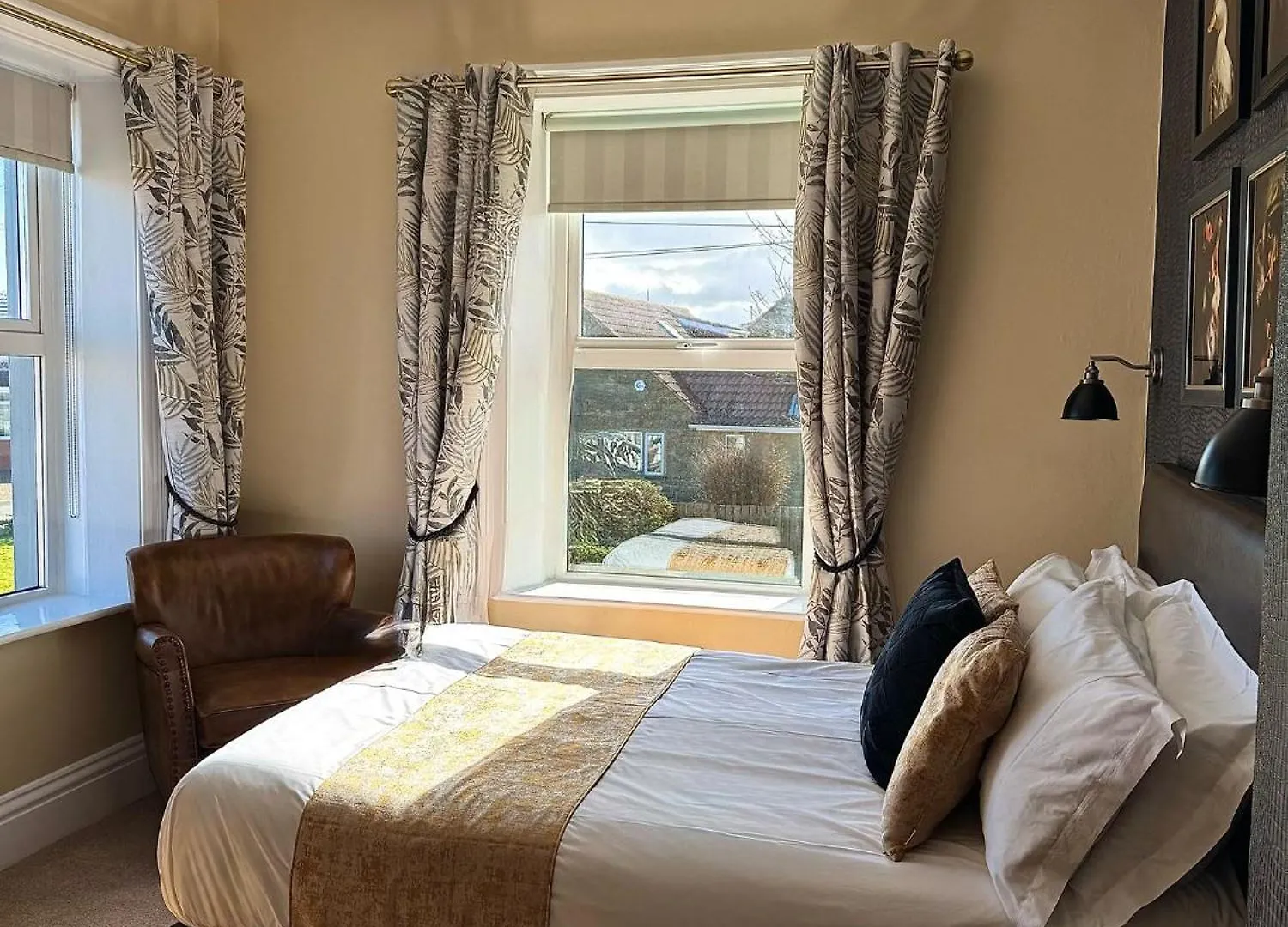 The White House Inn - Whitby 4* Уитби