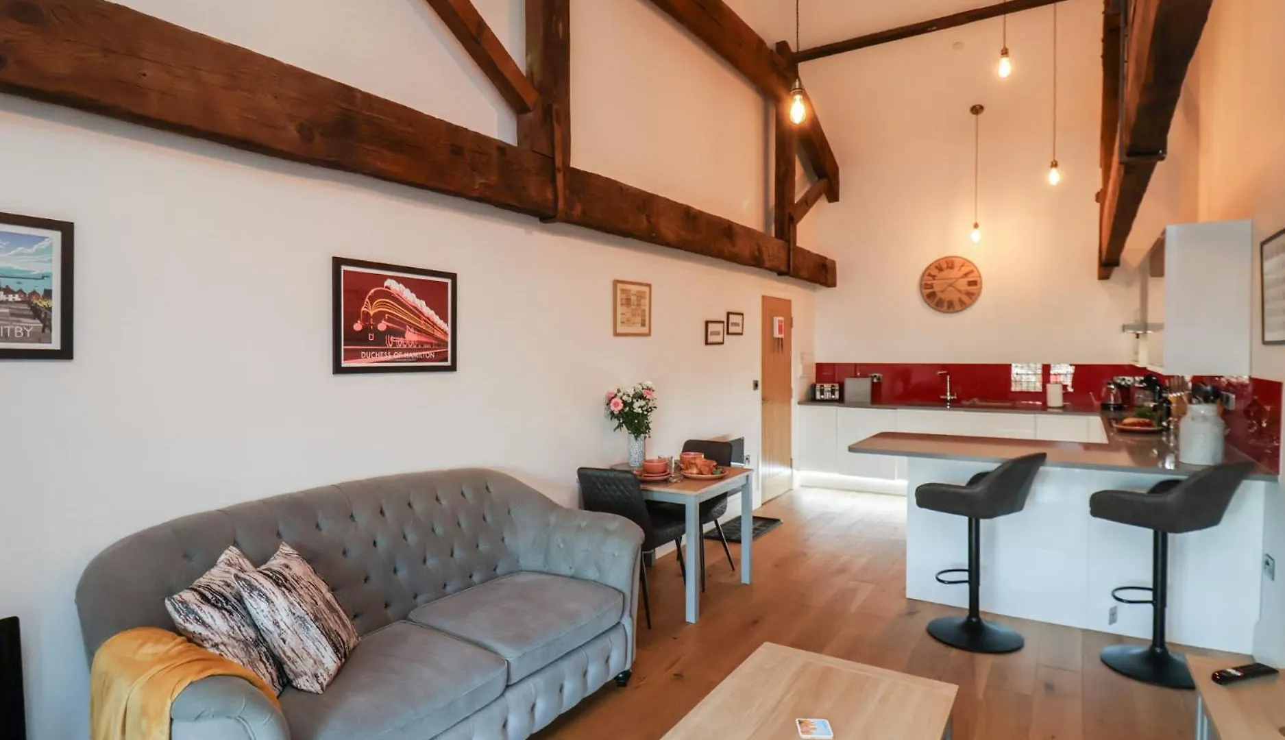 Apartment Duchess Of Hamilton Engine Shed Whitby
