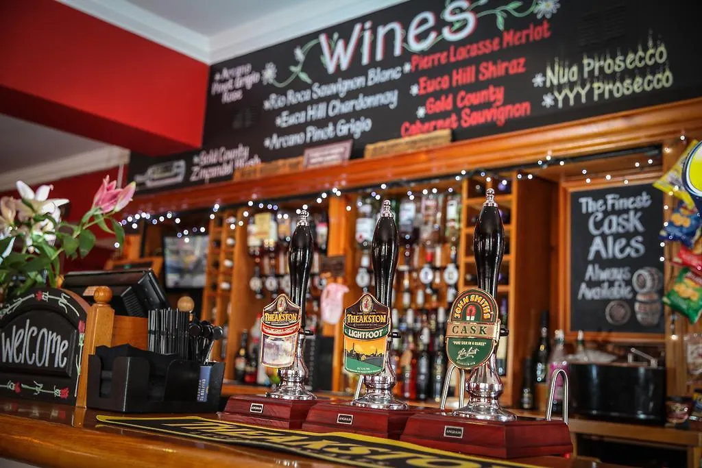 The White House Inn - Whitby Уитби