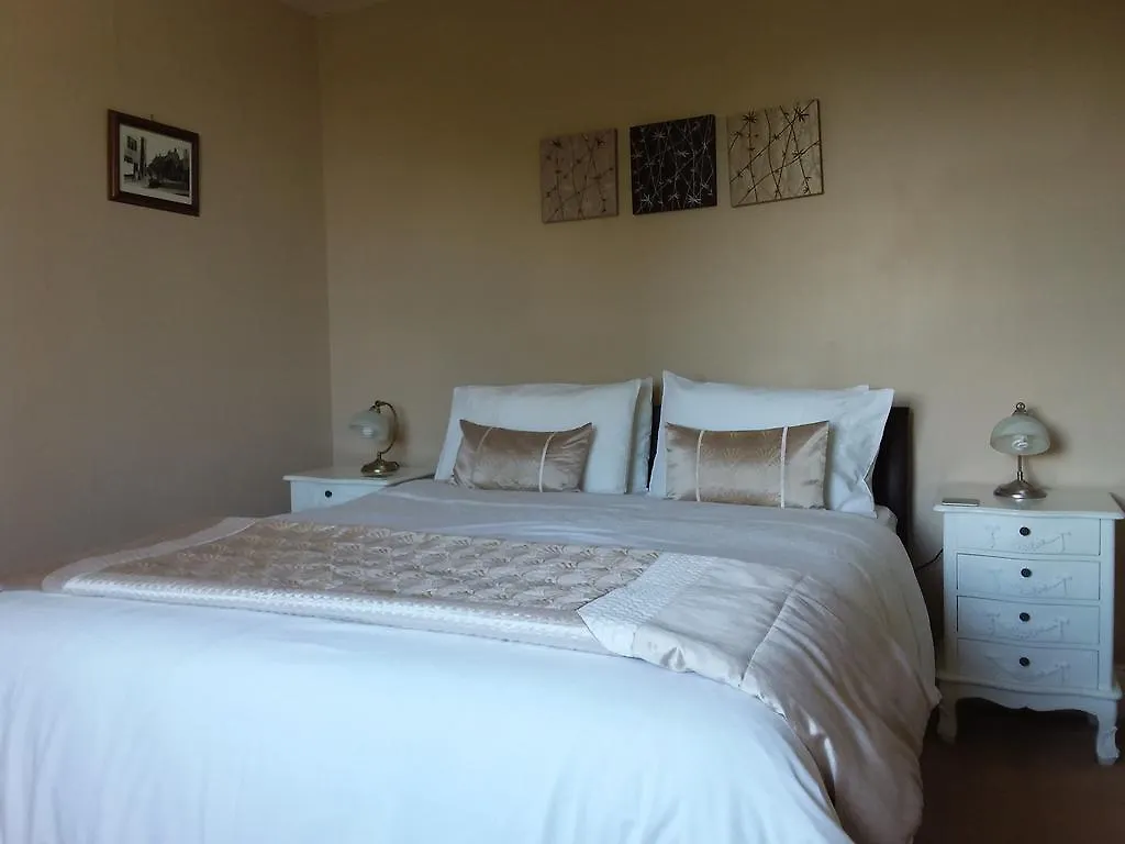 Bed & Breakfast Elm Grove Whitby