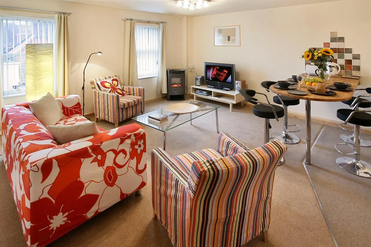 Aparthotel Discovery