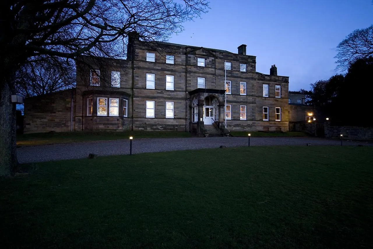 Larpool Hall Country house *