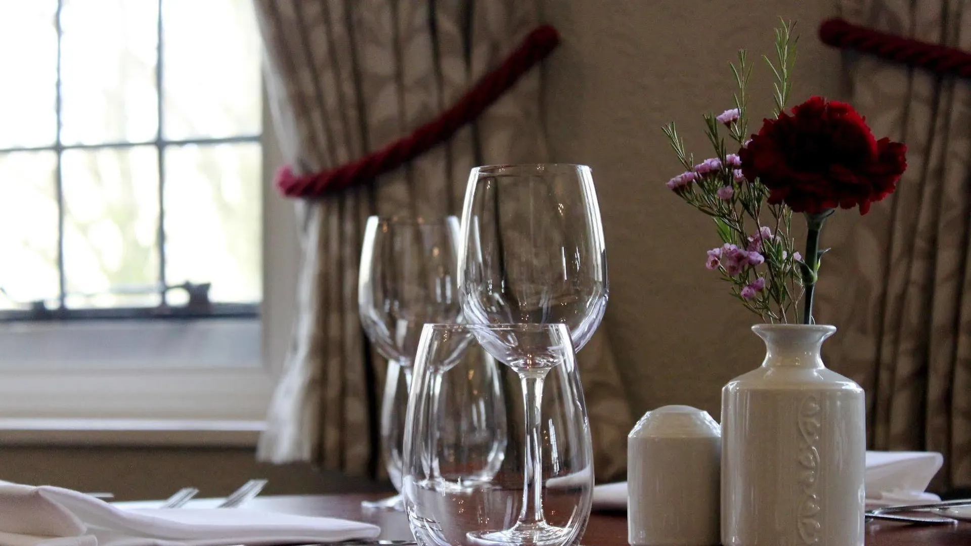 Mallyan Spout Hotel Hotel