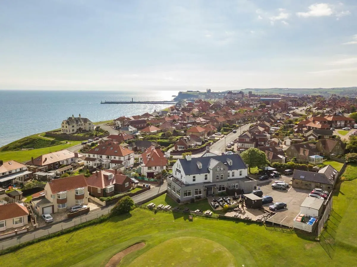 The White House Inn - Whitby Мини-отель