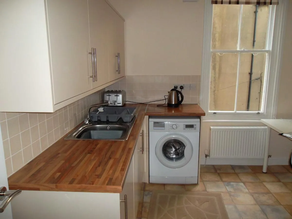 1, Hildegard House, 27 Skinner St, Yo21 3ah