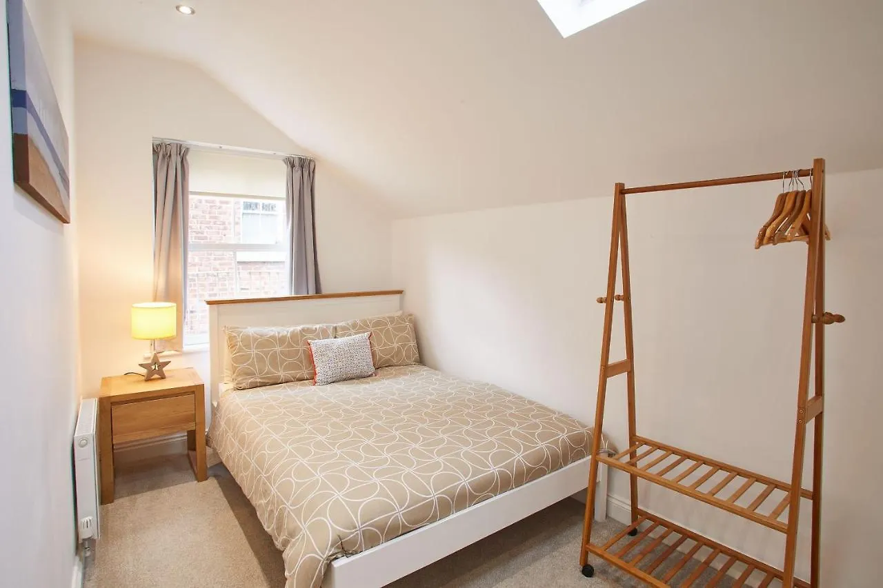 Apartment Host & - Number 3 At Pannett Whitby
