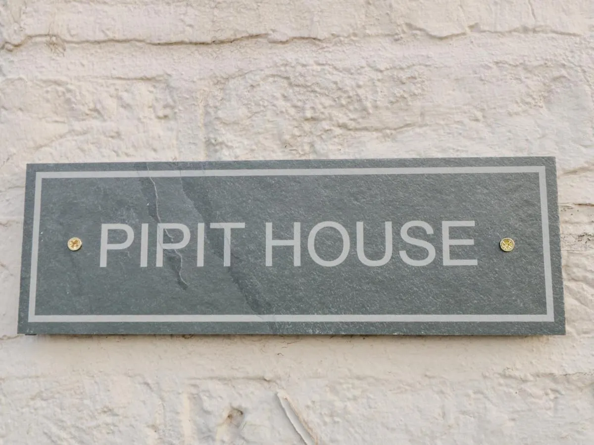 Pipit House Holiday home *