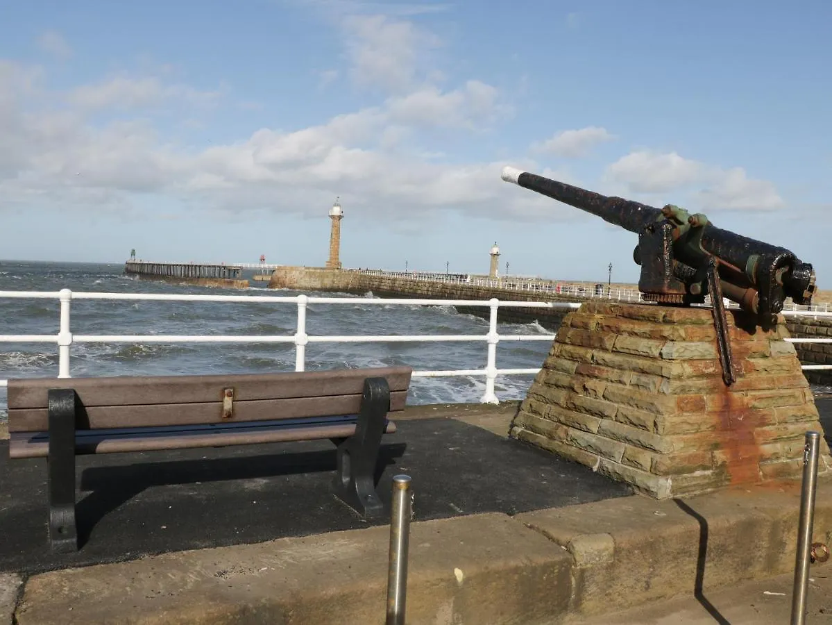 Beachfront * Whitby