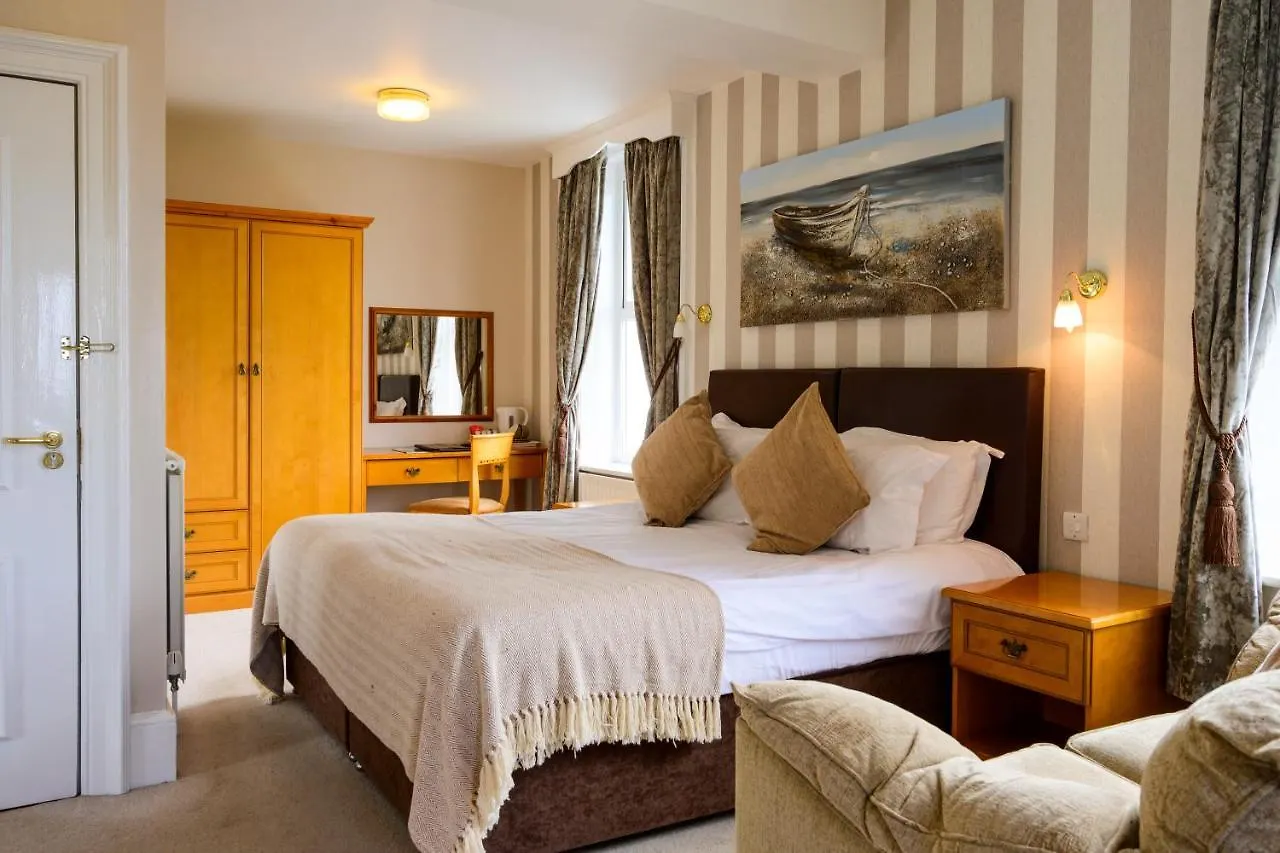 The White House Inn - Whitby 4*