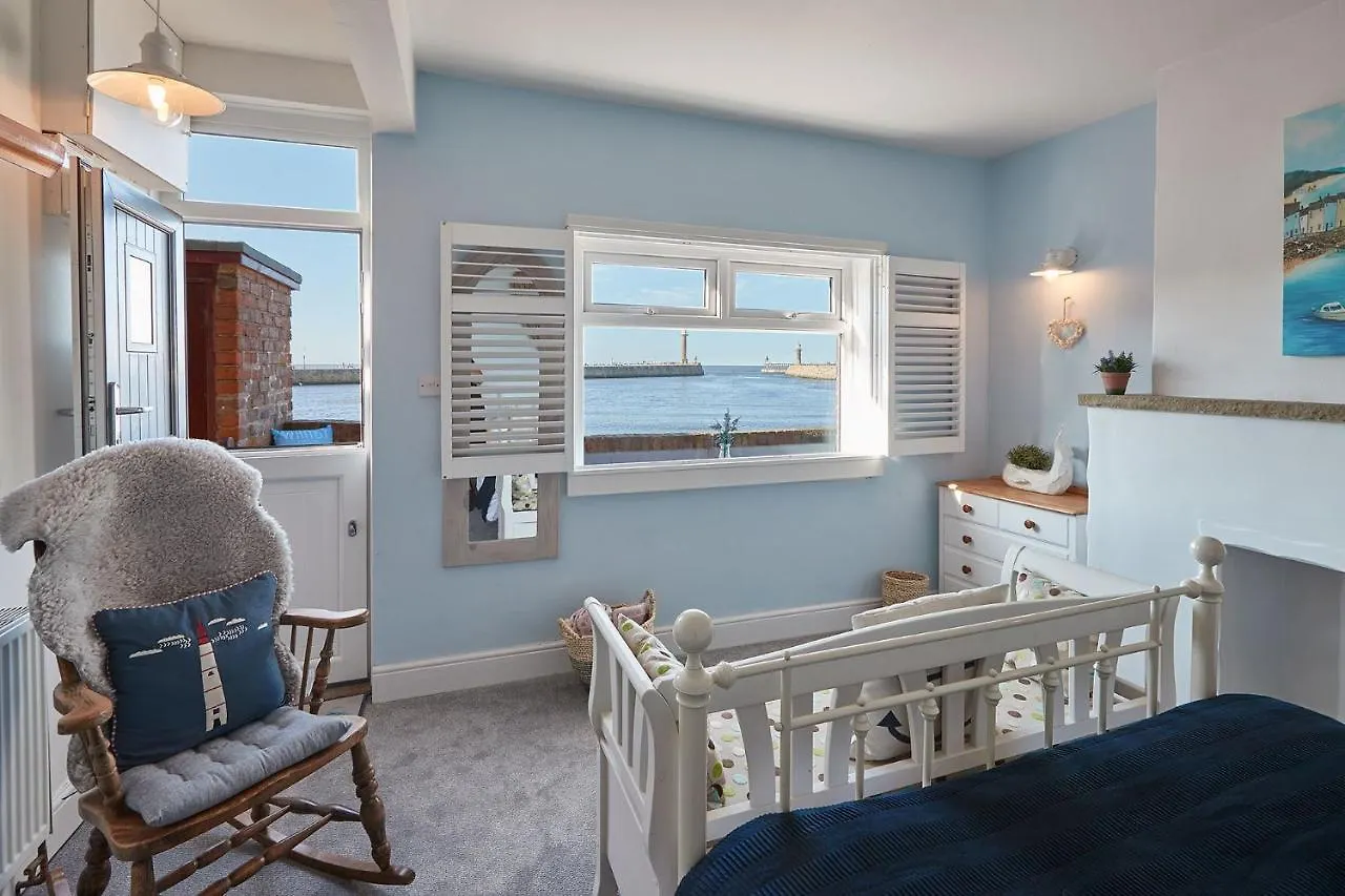 Holiday home Host & - No 3 Sandside *