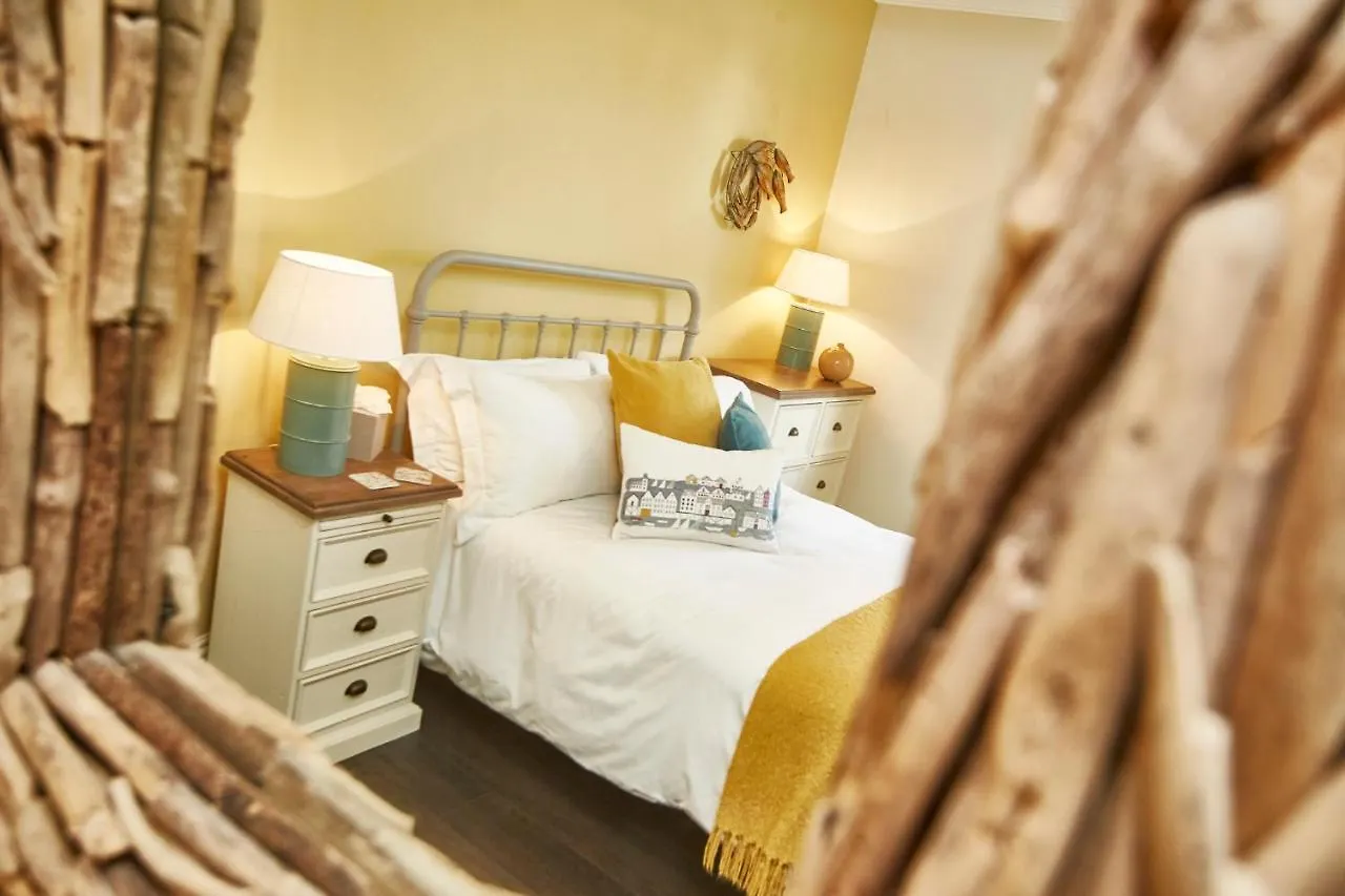 Dillons Of Bed & Breakfast Whitby