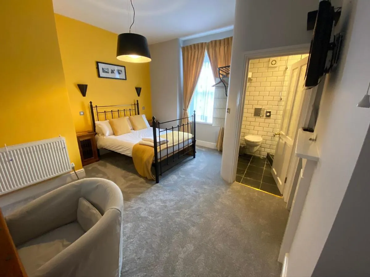 Bed & Breakfast Crescent Garden House
