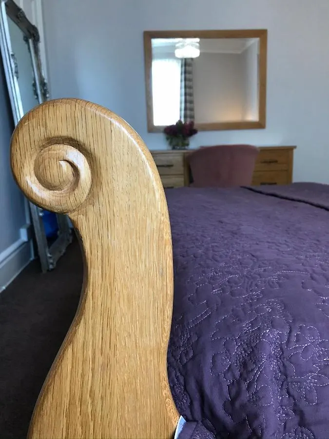 Elizabeth House 2*