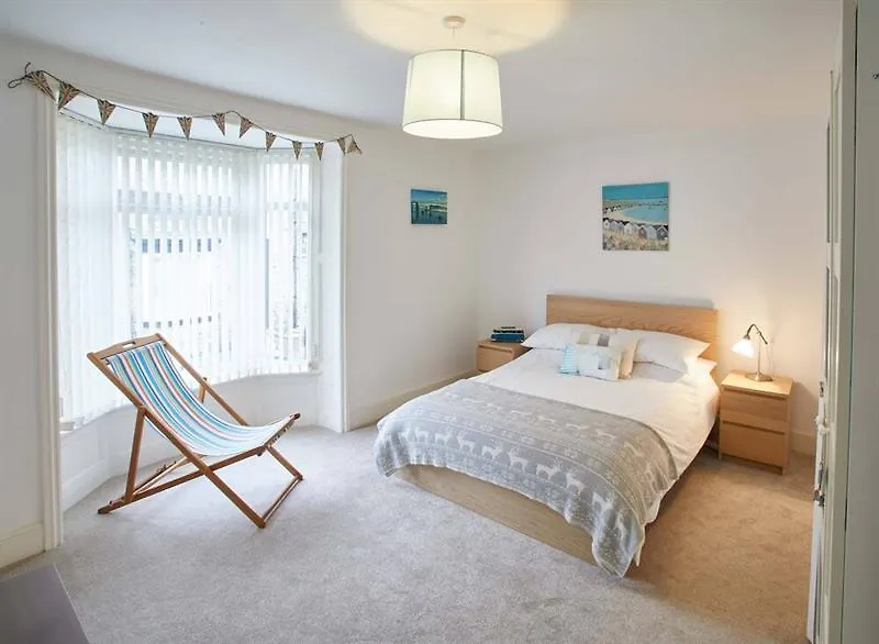 Host & - Elysium House *
