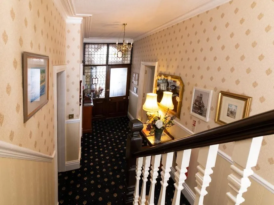 Crescent Bed & Breakfast