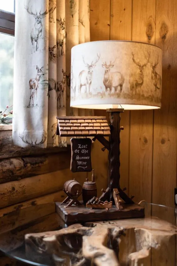 아파트 The Stag At Cross Butts Farm 휫비