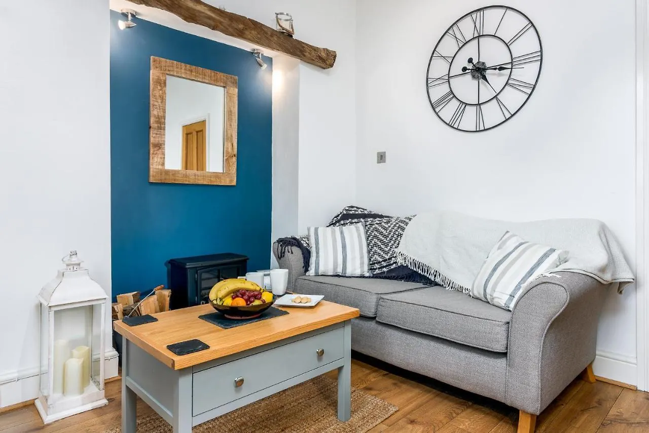 East Cliff View - Yorkshire Coast Lets Holiday home Whitby