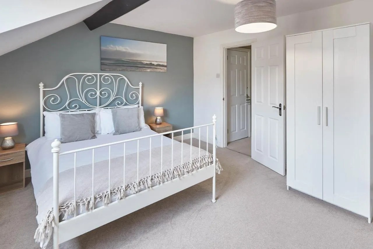 Holiday home Host & - Elysium House *