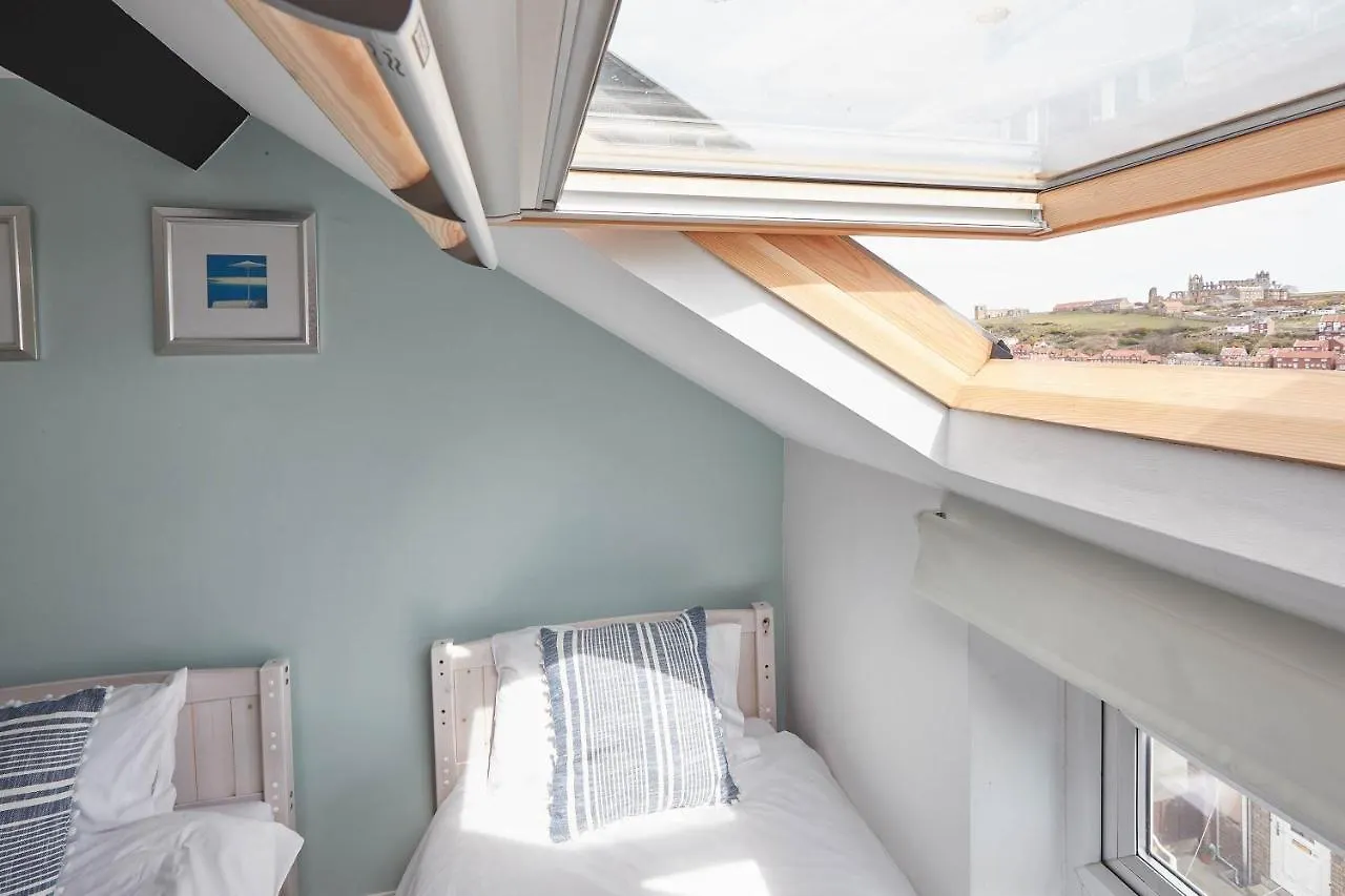 Host & - Elysium House *