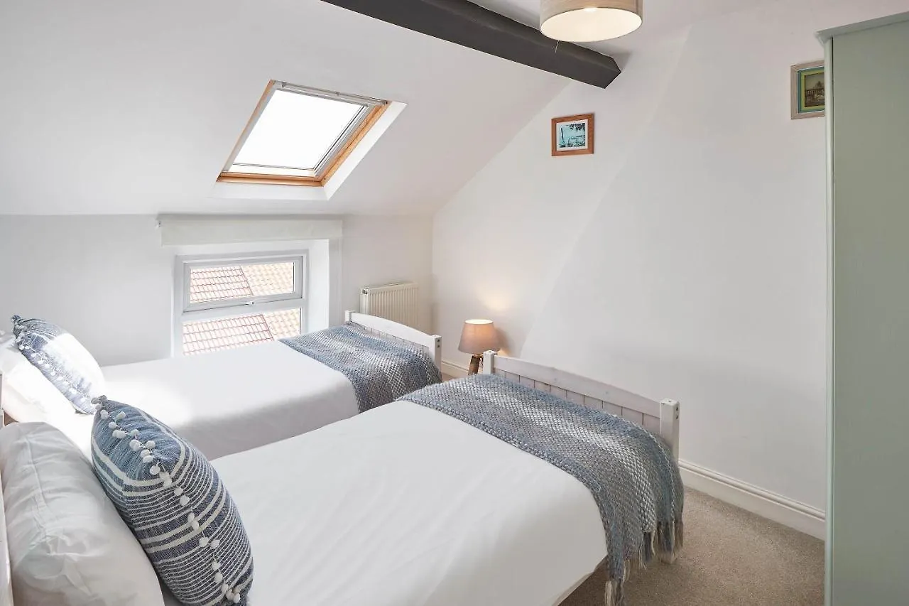Holiday home Host & - Elysium House *