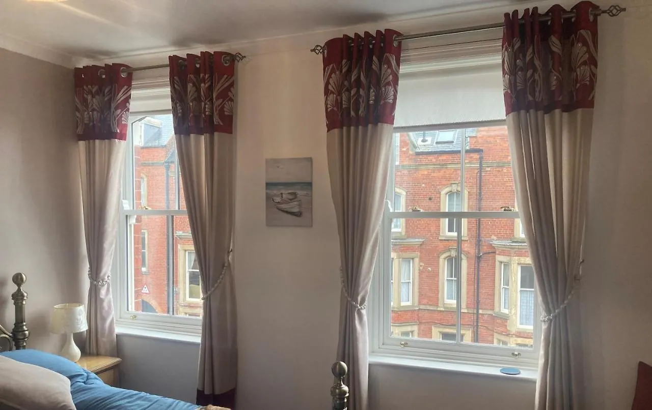 Ellies 4* Whitby