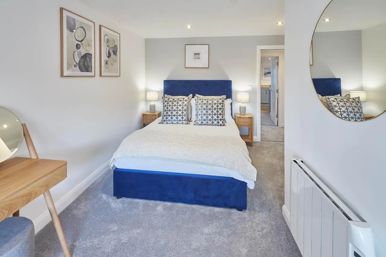Host & - Sea Watcher Apartment *